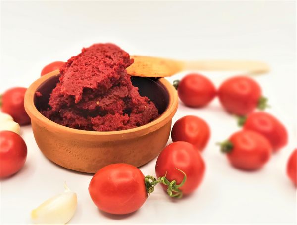 Doğal Domates Salçası